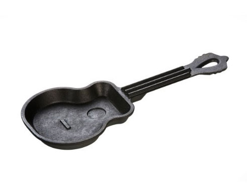 Lodge Logic Guitar Skillet